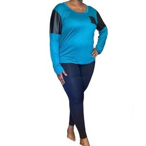 LOVE NATION COLOR BLOCK ACCENT TOP - TEAL SIZE 3XL (NEW WITH TAGS) A19